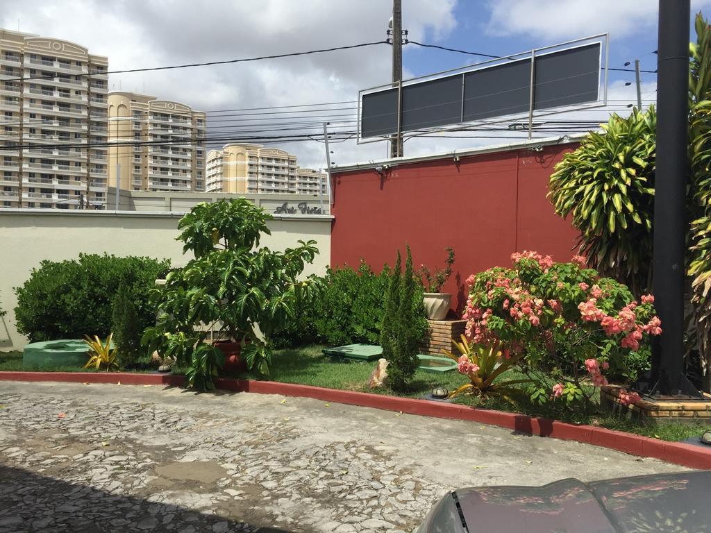 Bali Motel (Adults Only) Fortaleza Dış mekan fotoğraf