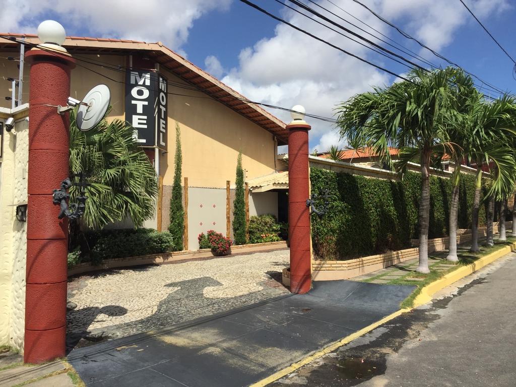 Bali Motel (Adults Only) Fortaleza Dış mekan fotoğraf